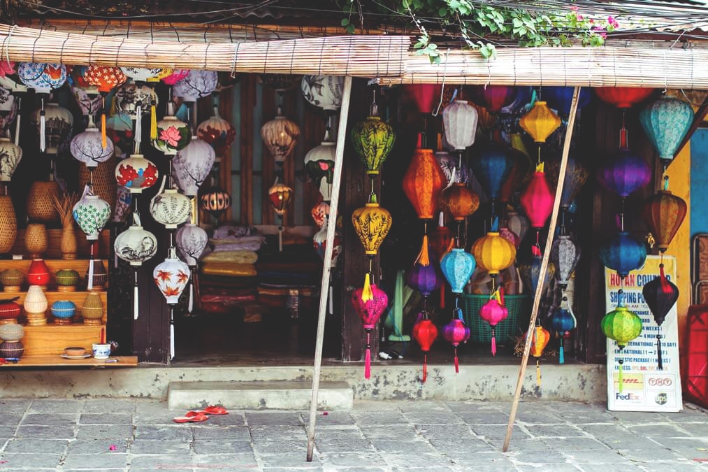 hoi-an-vietnam-lampen-altstadt-min