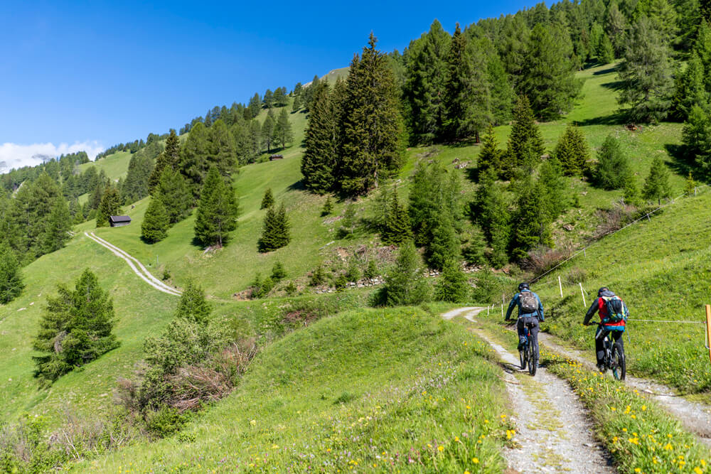 Fahrradtour-Nauders-Bazahlerkopf