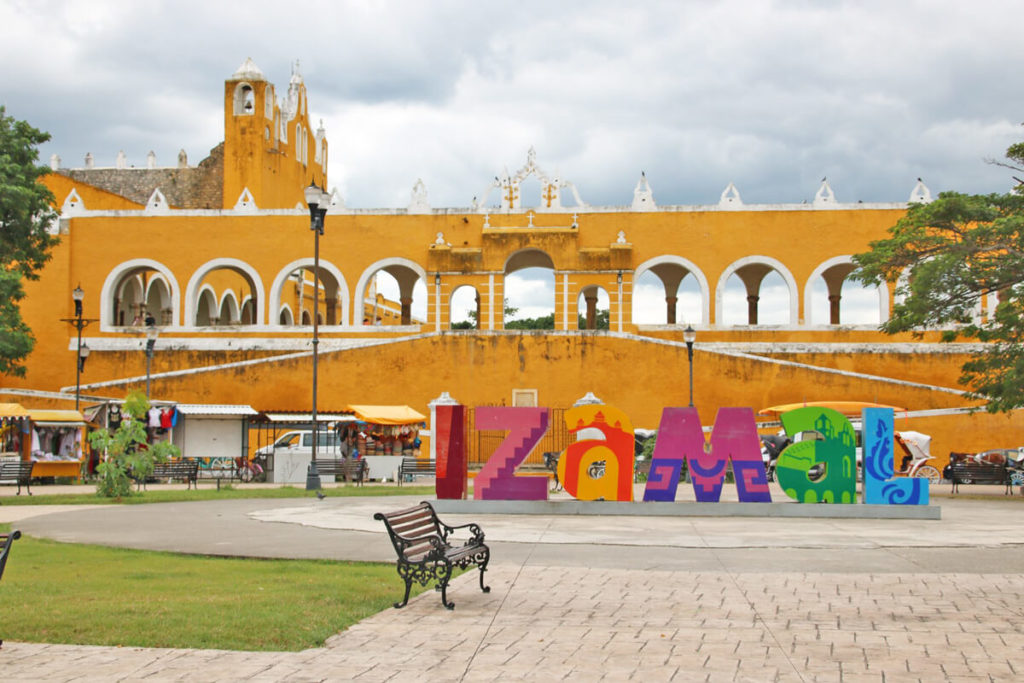 Die gelbe Stadt Izamal auf der Yucatan Halbinsel