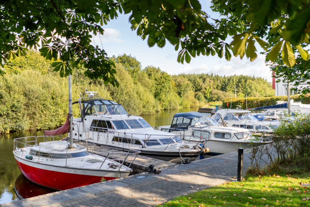 Hafen Scarriff Hausboot Irland