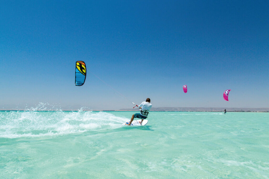 Reiseziele im April Ägypten Kitesurfen