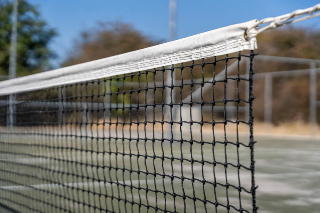 Tennisplatz Mokuti Lodge Etosha Park
