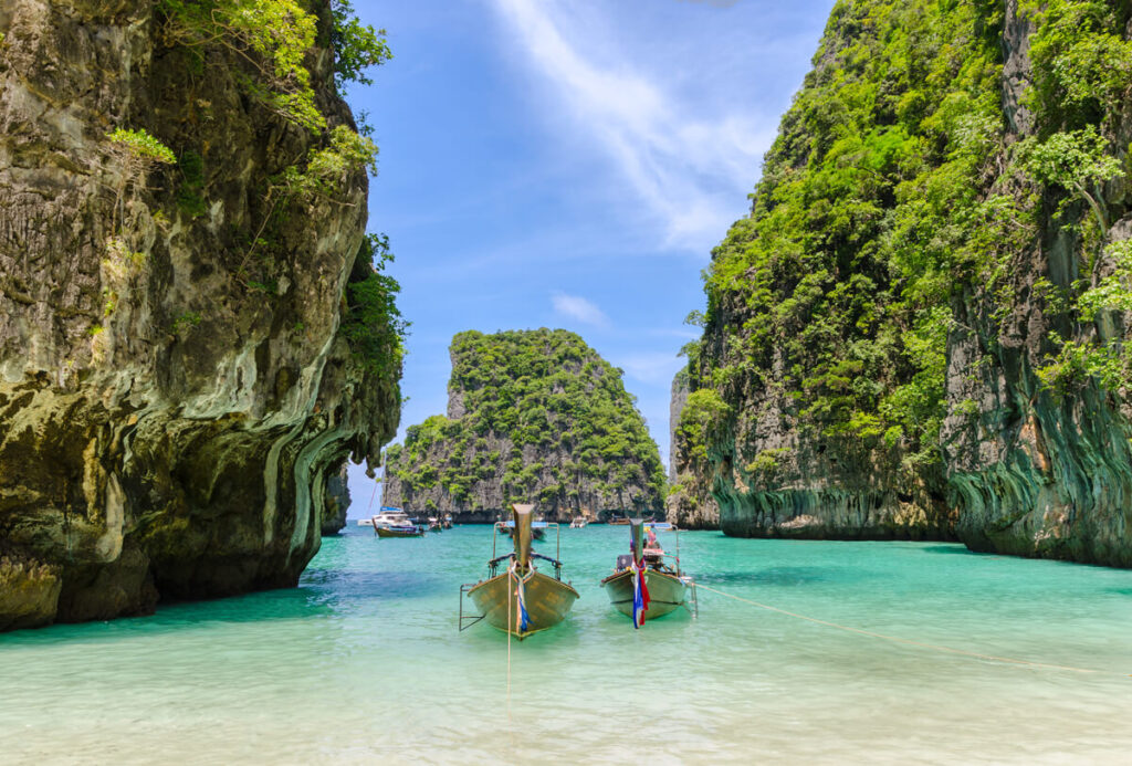 Schönsten Inseln in Thailand – Koh Phi Phi Thailand Koh Phi Phi Longtail Boot