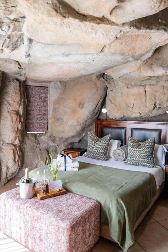 Kagga Kamma Cave