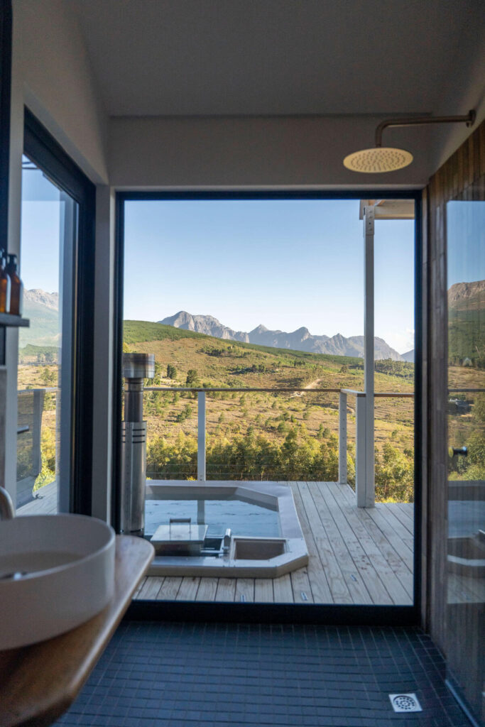 untether on Olive View Paarl