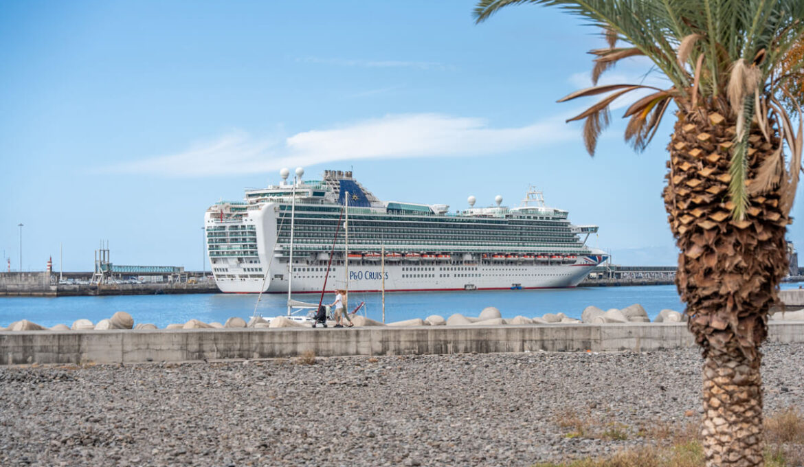 Funchal Kreuzfahrtschiff