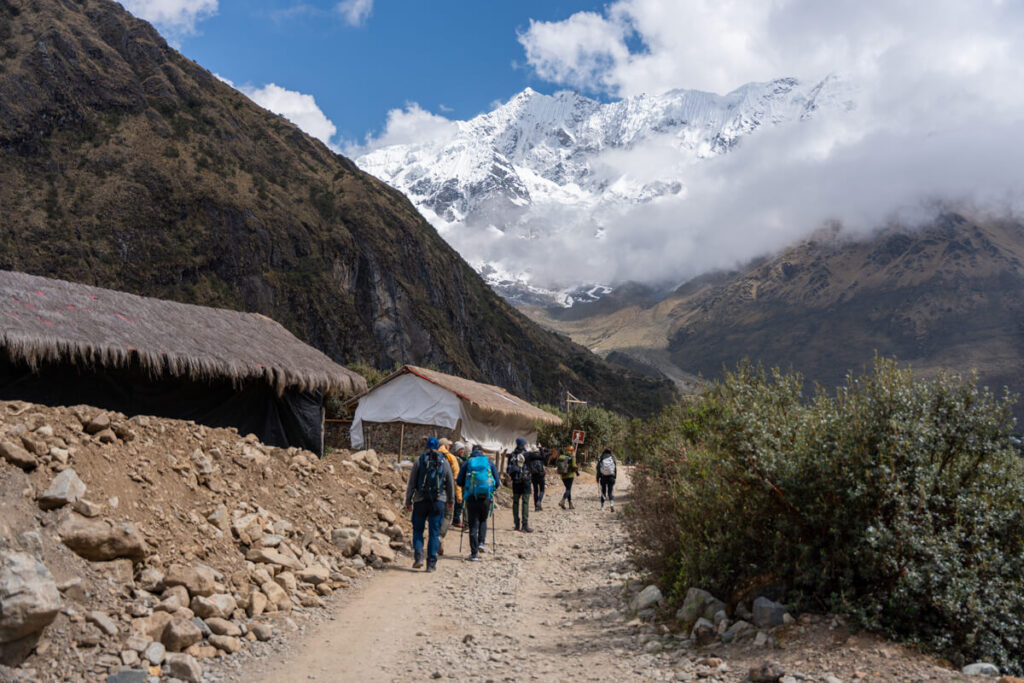 Salkantay Trek Etappe 1: Die ersten Meter bis zum Anstieg Salkantay Trek Etappe 1